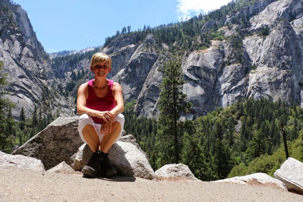 Yosemite wandeling naar waterval