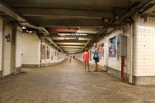Subway New York East Broadway