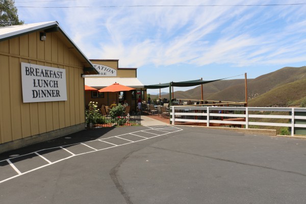 Een restaurant onderweg naar Yosemite National Park