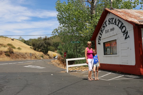 Priest Station Cafe Yosemite