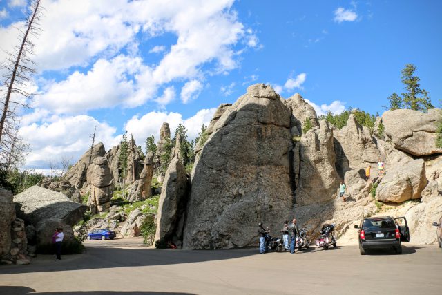needles-highway-tunnel-custer-state-park